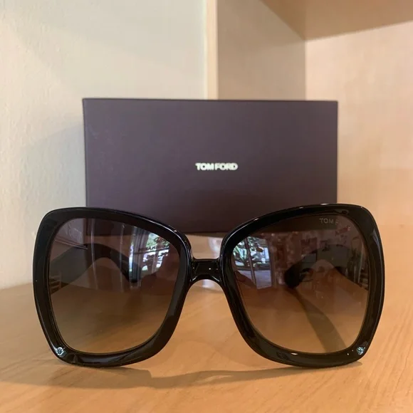 TOM FORD TF1222 JERRY. 01B. Shiny Black 60mm Butterfly 